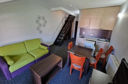 MPM Guinness Hotel: тристаен апартамент (мезонет) за продажба до ски лифта Банско
