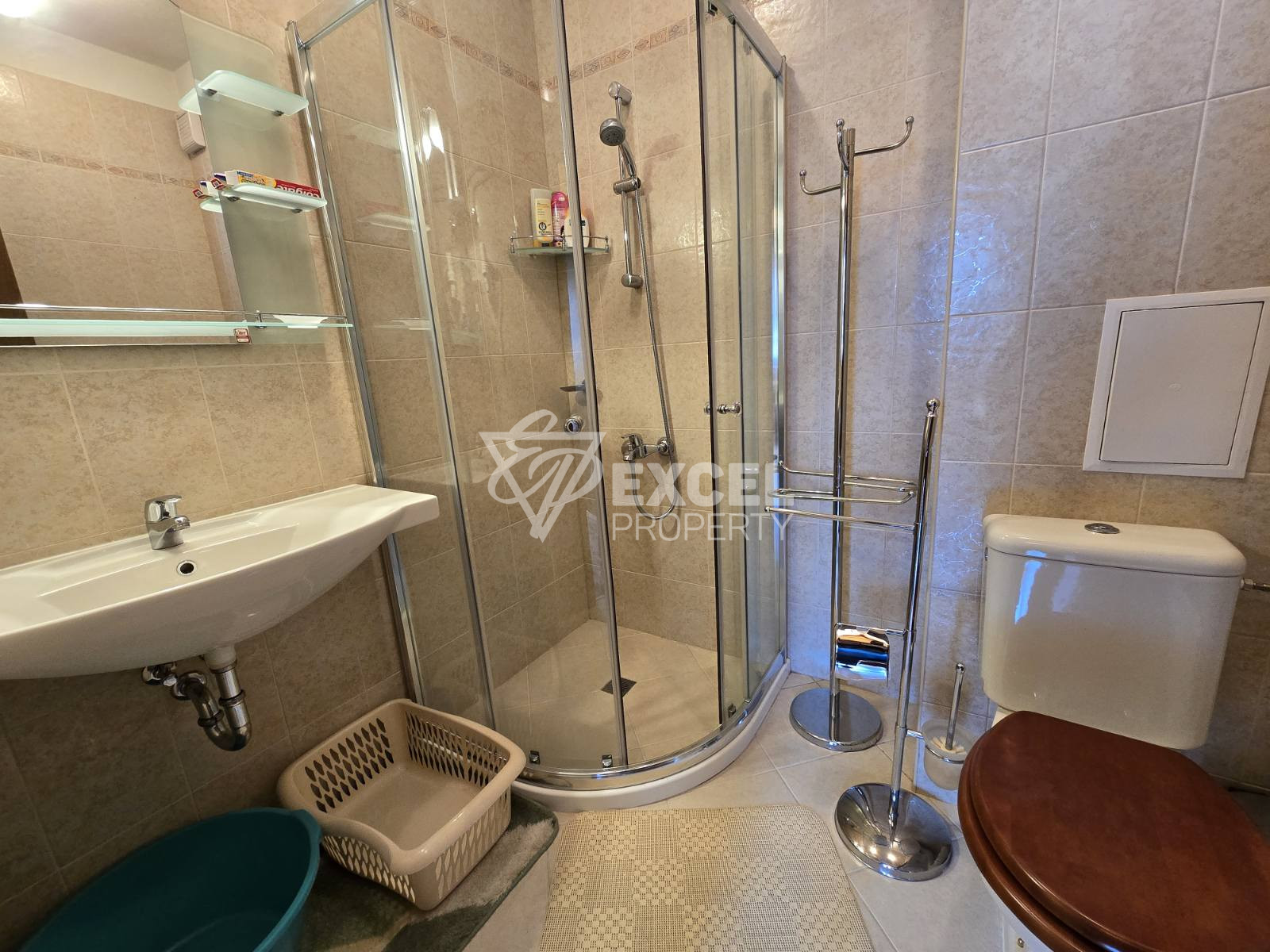 Елегантен многостаен апартамент за продажба в сърцето на Pirin Golf & Country Club: Лукс и съвършенство!