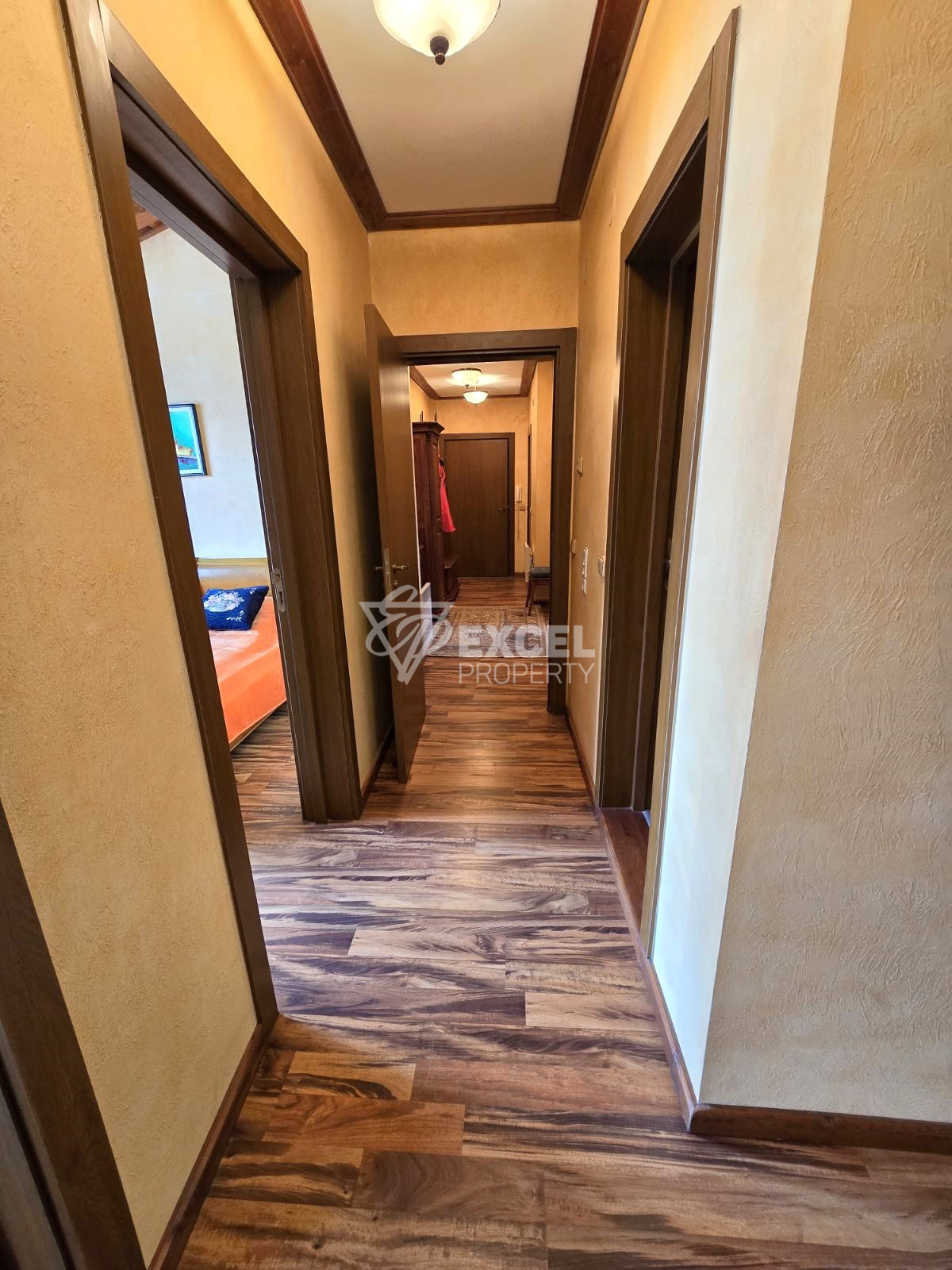 Елегантен многостаен апартамент за продажба в сърцето на Pirin Golf & Country Club: Лукс и съвършенство!