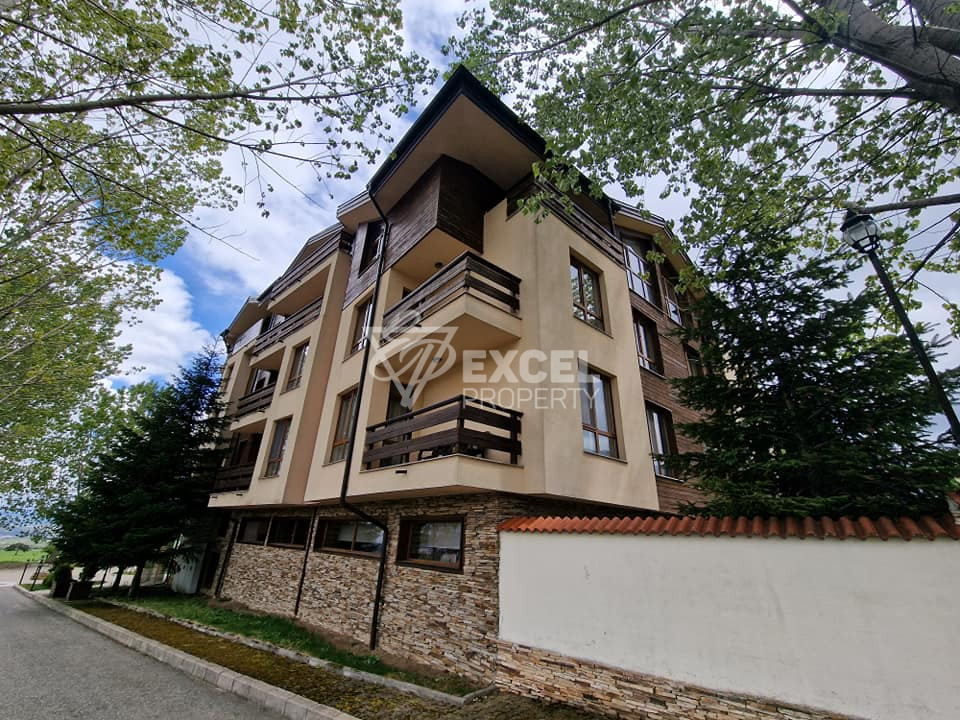 Просторен двустаен апартамент за продажба в Green Wood, район Разлог