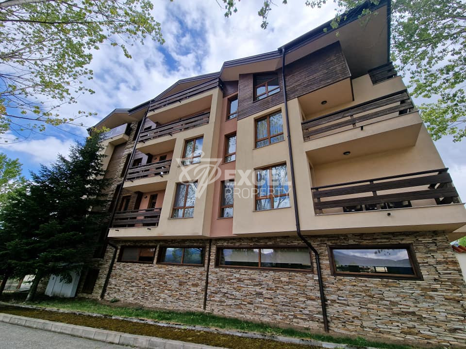 Просторен двустаен апартамент за продажба в Green Wood, район Разлог