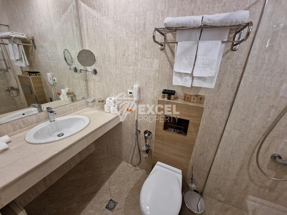 Редова къща с 4 спални и прилежащ двор за продажба в Katarino SPA, район Разлог