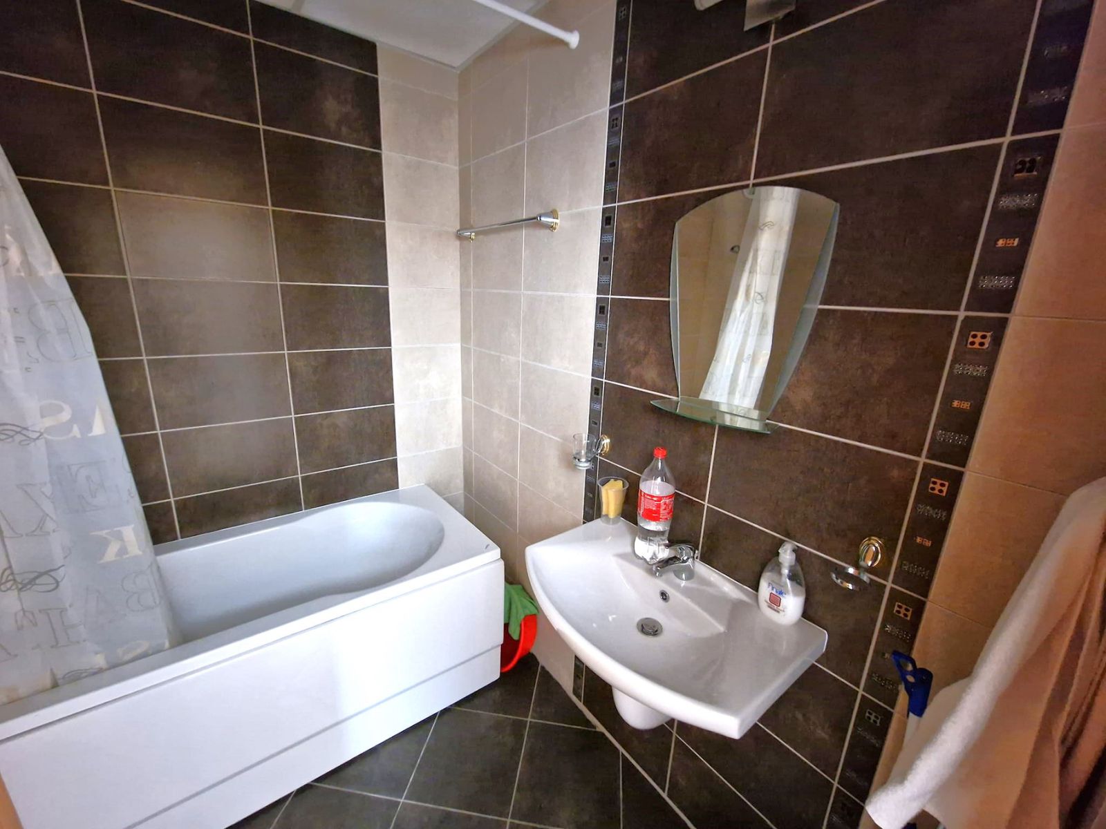 Южен двустаен апартамент за продажба в комплекс Аспен Валей до Разлог