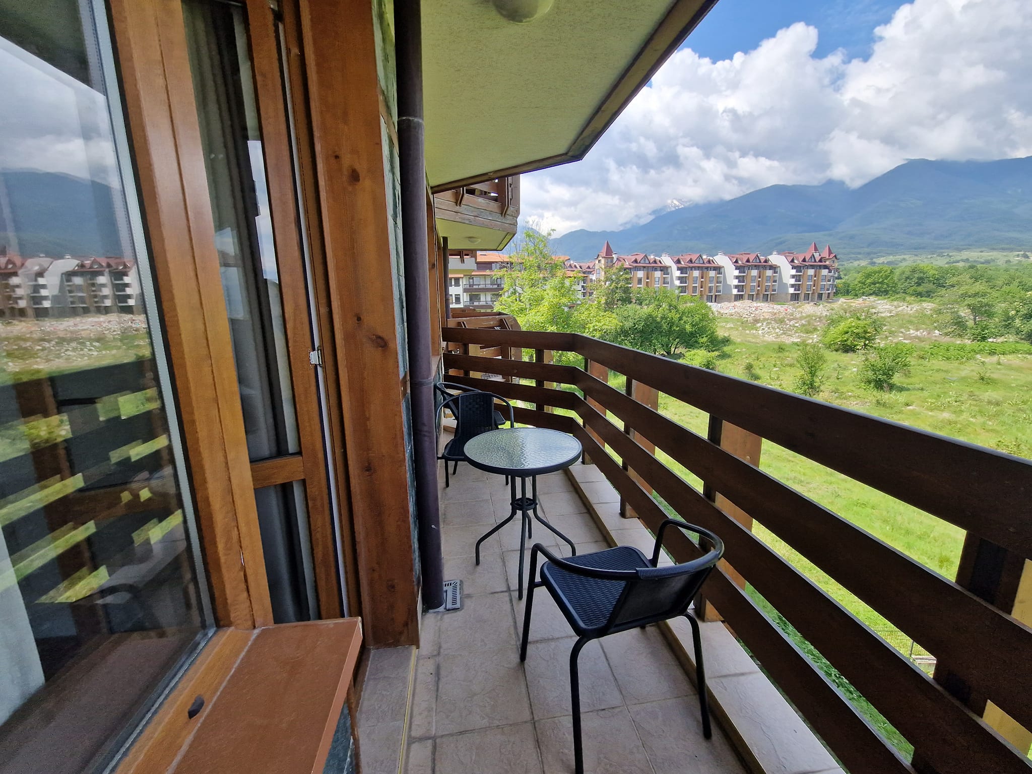 Модерно обзаведен апартамент в Belvedere Holiday Club за продажба в Банско
