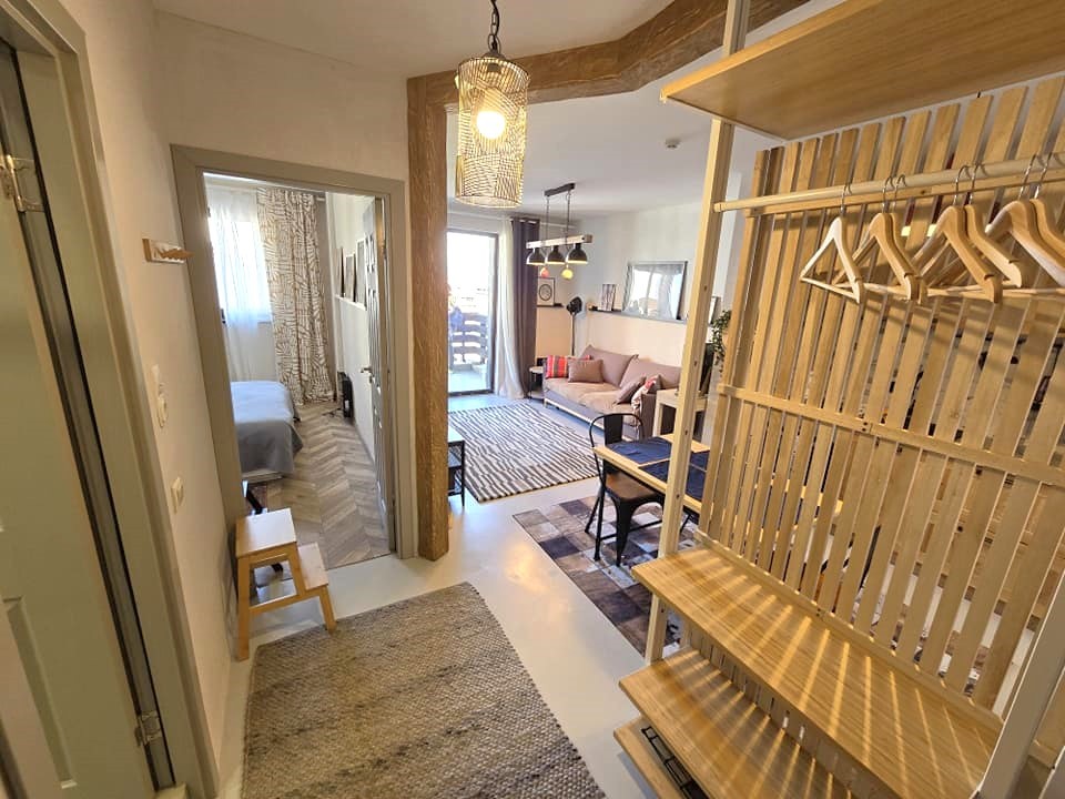 Уютен двустаен апартамент с модерно обзавеждане в комплекс Casa Karina, Банско