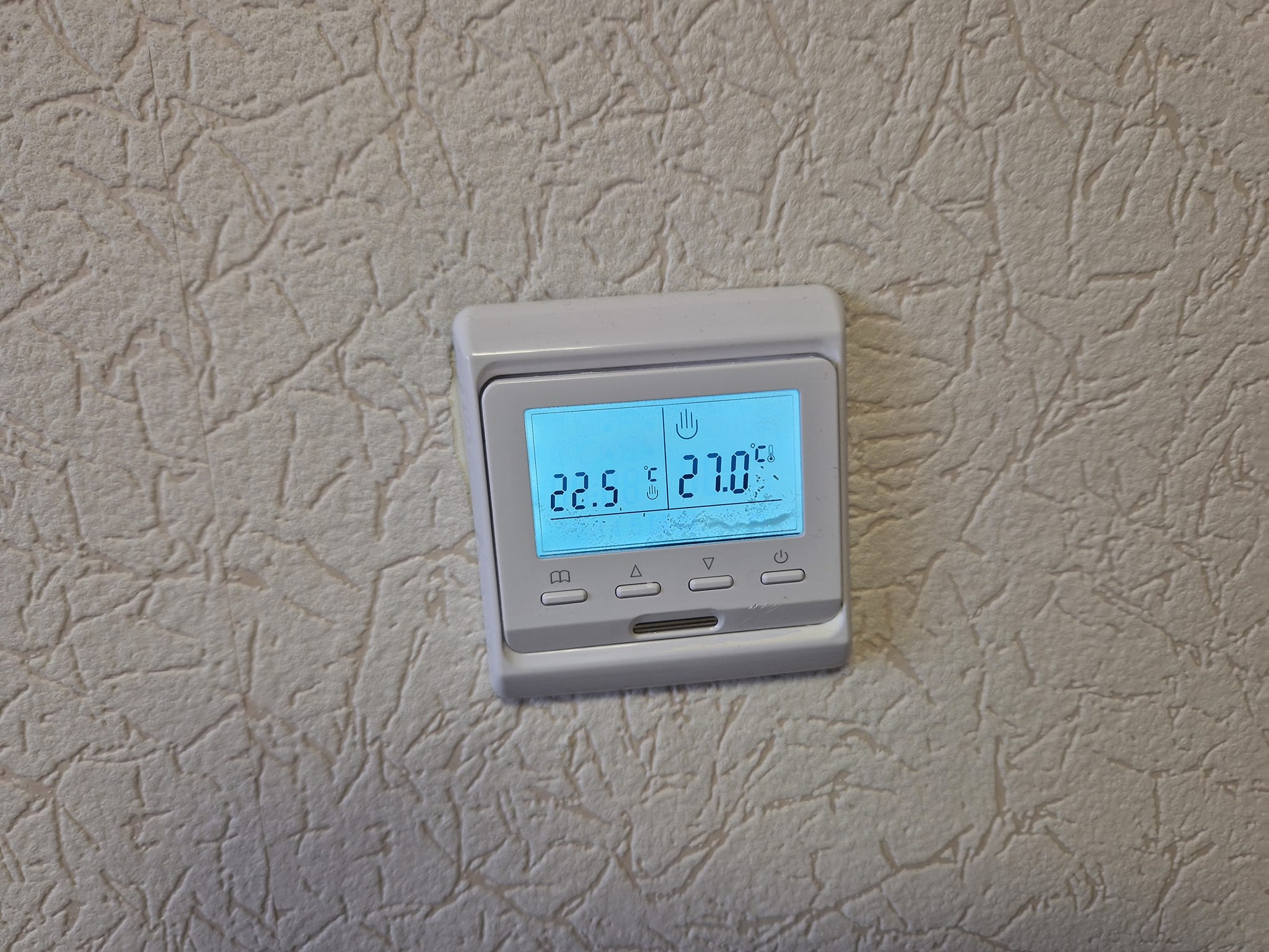 Енергийно ефективен апартамент за продажба с гледка към Пирин планина