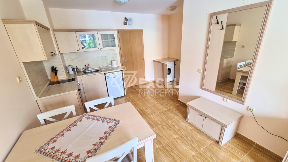 Светъл и красив двустаен апартамент в Свети Влас