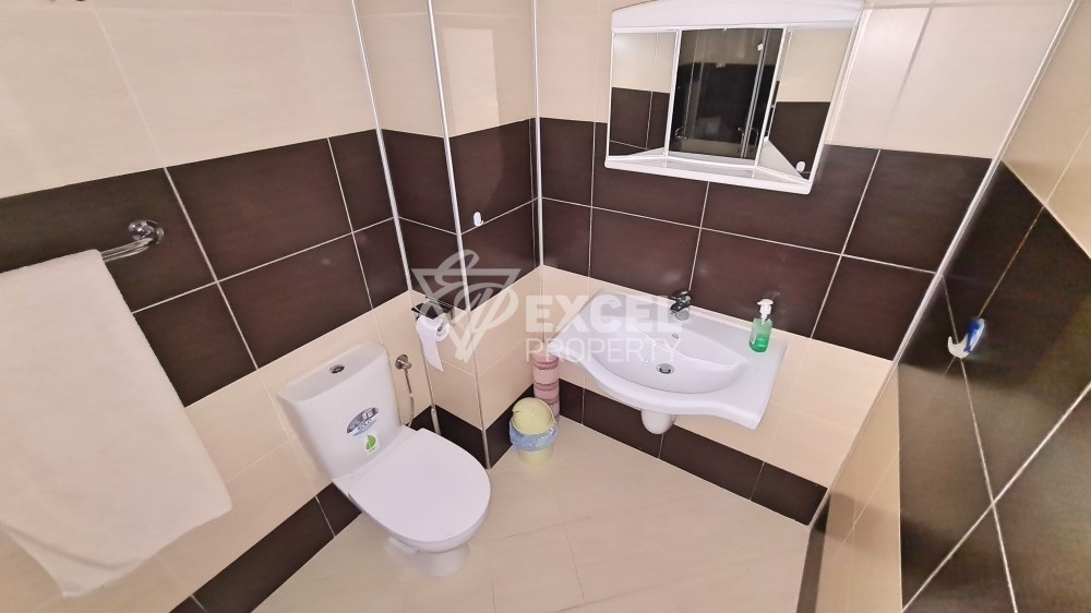 Красиво обзаведен двустаен апартамент в северната част на слънчев бряг