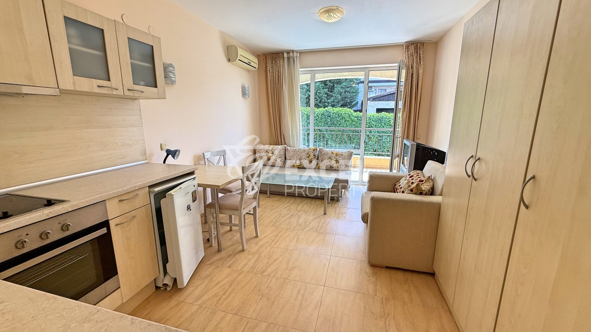 Обзаведено студио на 200м от морето в Свети Влас