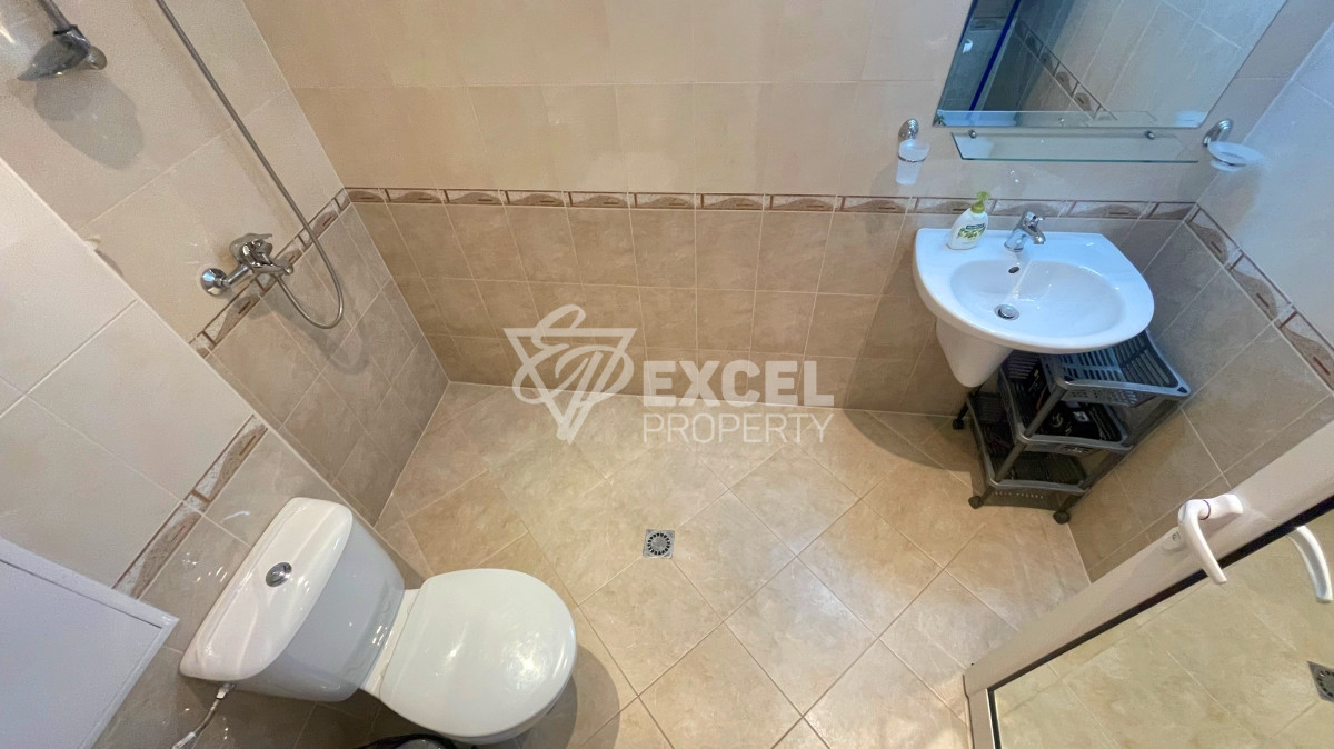 Обзаведено студио за продажба в Свети Влас, с частична гледка море