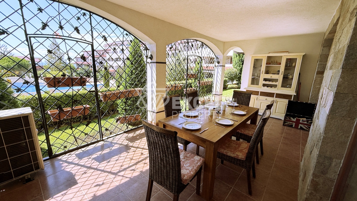 Уникален много-стаен апартамент на първа линия море в комплекс Каса Реал, Свети Влас