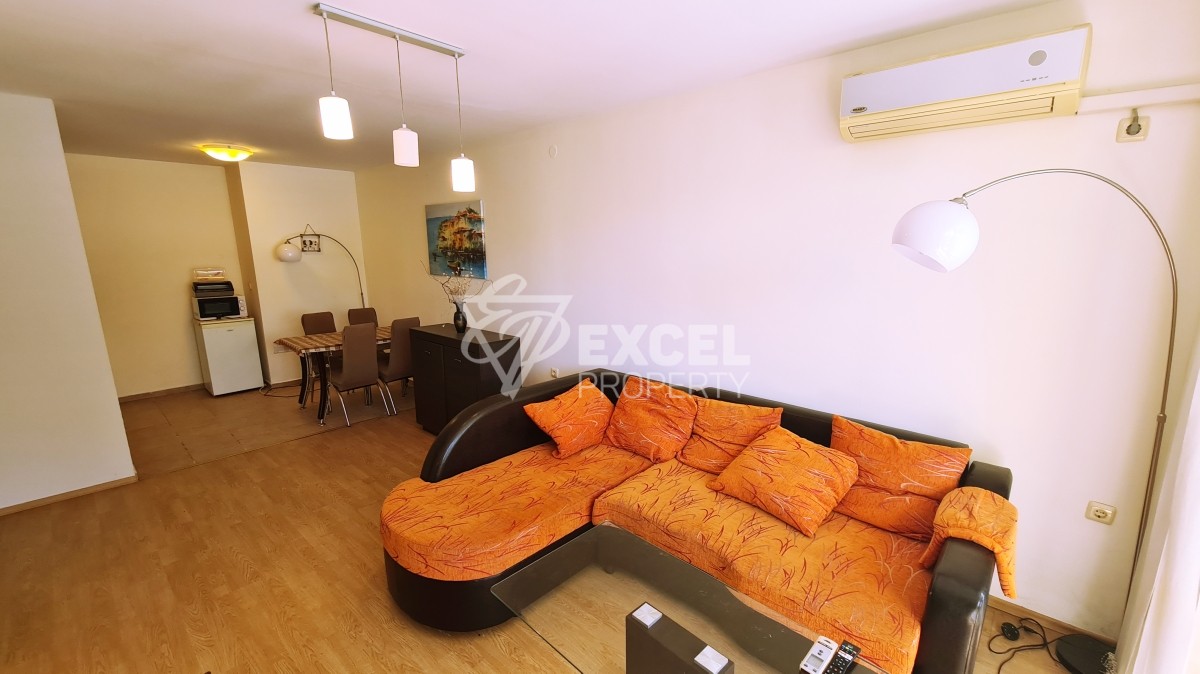 Двустаен обзаведен апартамент в Краун Форт с гледка басейн