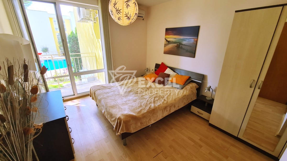 Двустаен обзаведен апартамент в Краун Форт с гледка басейн