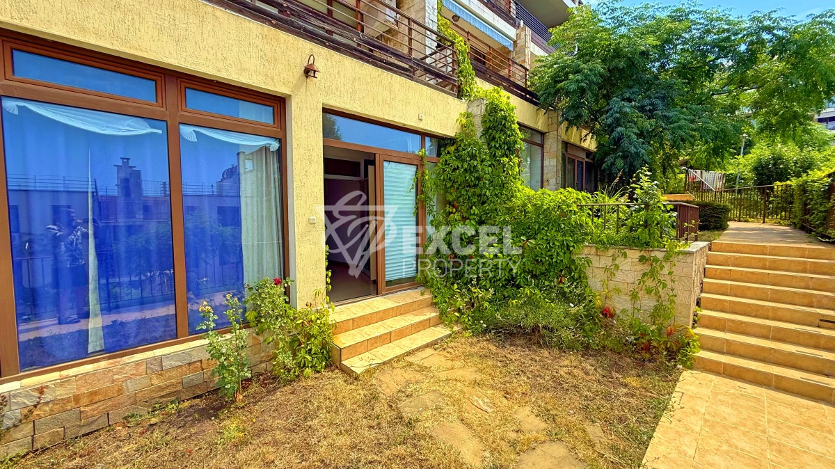 Апартамент на първа линия с гледка море в комплекс Долче Вита, Свети Влас