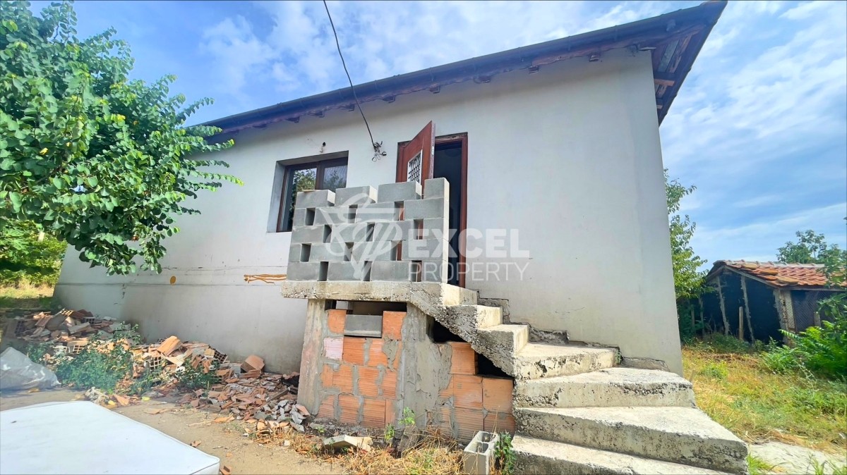 Едноетажна къща с две спални в Горица за продажба