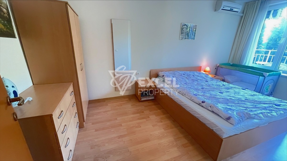 Обзаведен, двустаен апартамент в комплекс Империал Форт Клуб.