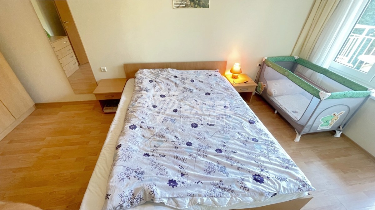 Обзаведен, двустаен апартамент в комплекс Империал Форт Клуб.