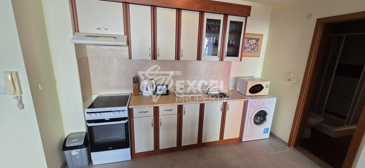 Апартамент с гледка море в комплекс Гранд Резорт Форт Нокс, Свети Влас. Първа линия