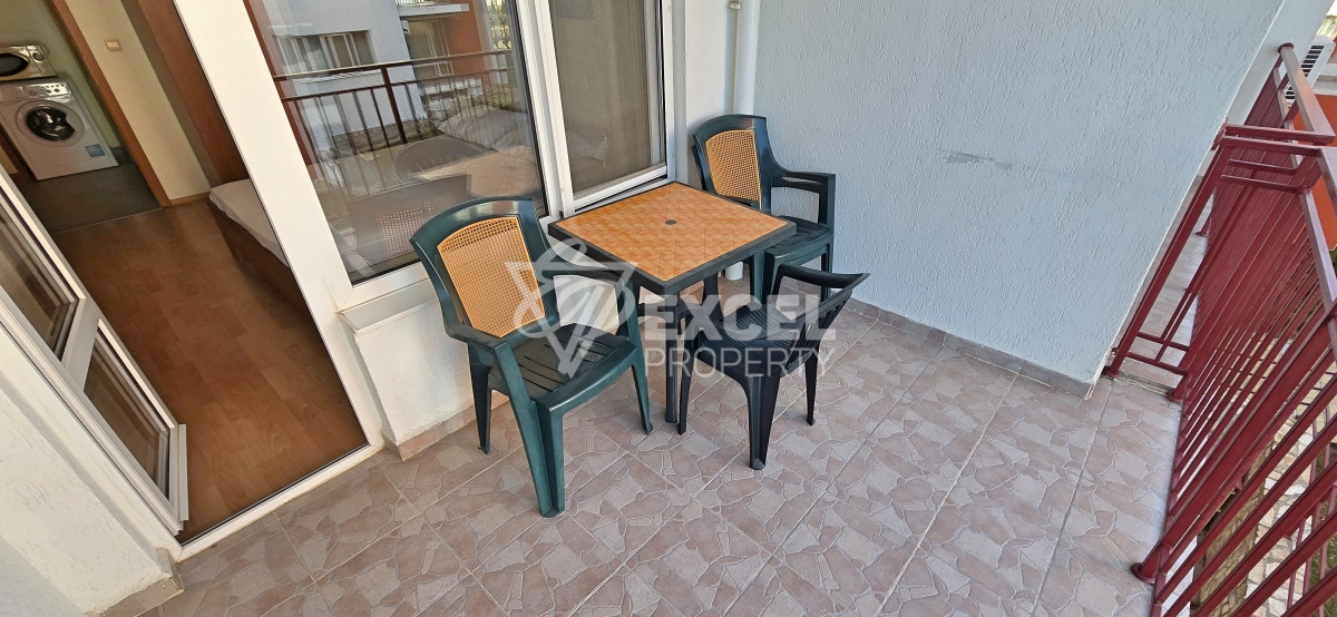 Апартамент с гледка море в комплекс Гранд Резорт Форт Нокс, Свети Влас. Първа линия