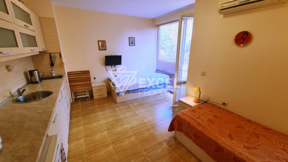 Обзаведено студио в Свети Влас в комплекс Парадайс Дриимс.