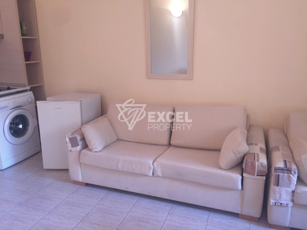 Обзаведен тристаен апартемнт в Слънчев бряг в комплекс Поло Резорт