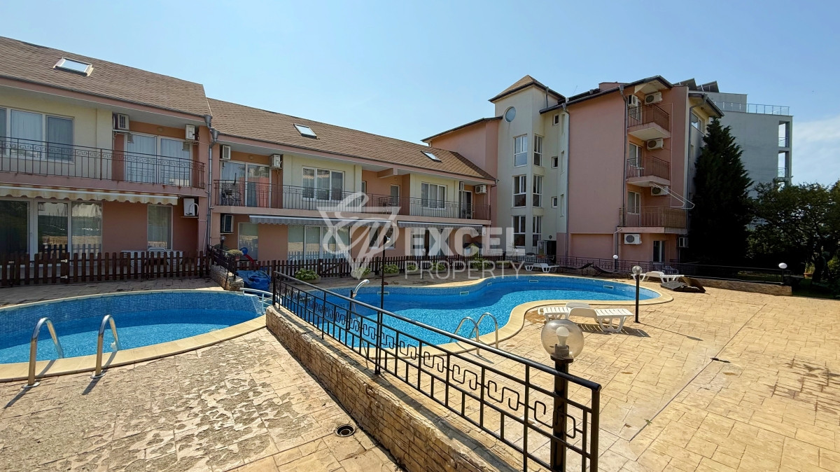 Апартамент с гледка море в комплекс Залив, Свети Влас.