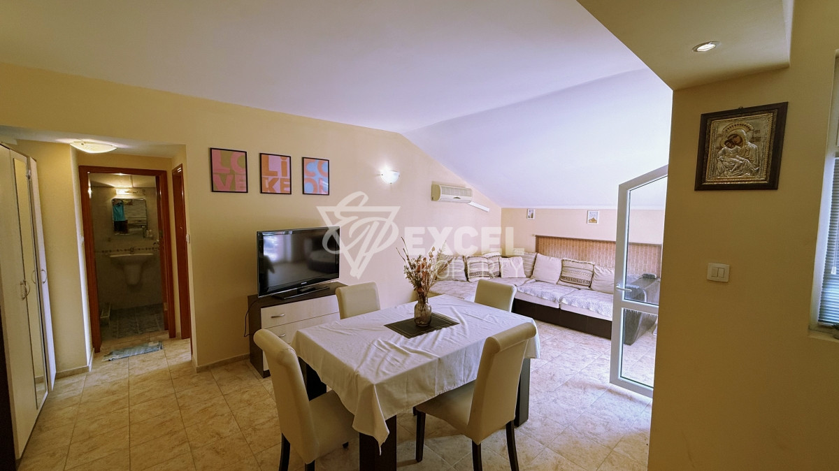 Апартамент с гледка море в комплекс Залив, Свети Влас.