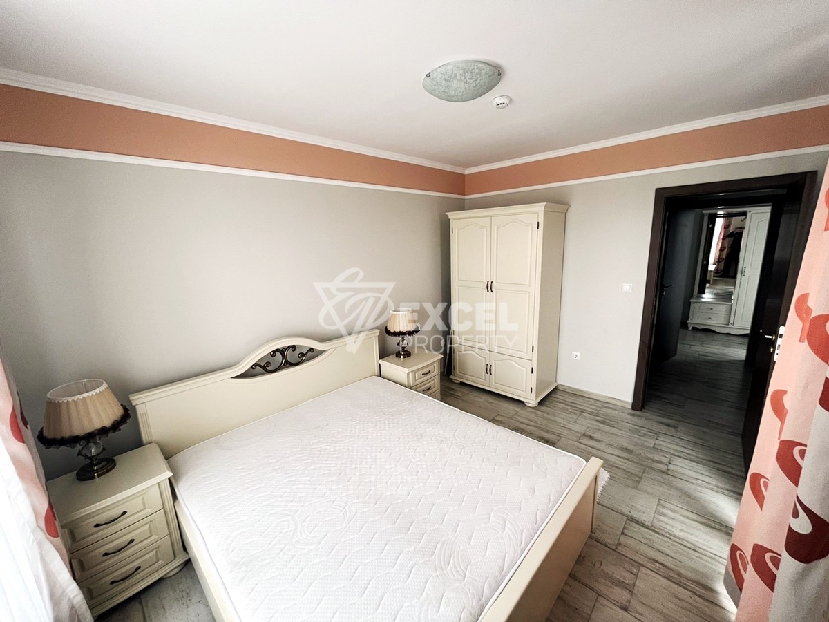 Тристаен апартамент, втора линия море.