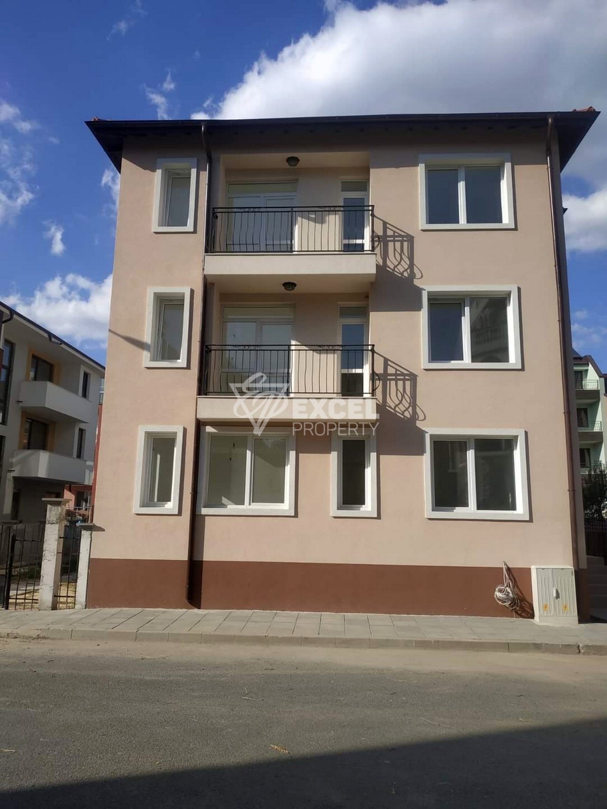 Двустайни апартаменти - гр.Несебър.