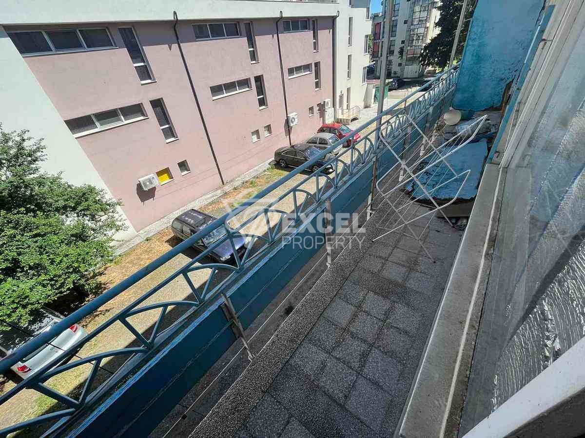 Студио, без такса поддръжка!