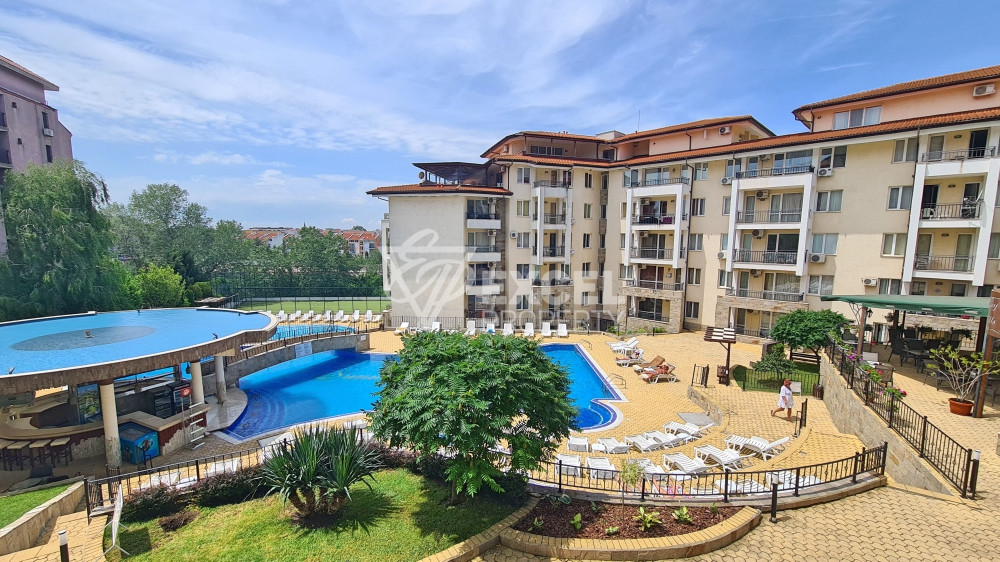 Обзаведен, тристаен апартамент в комплекс Съни Бийч Хилс след ремонт