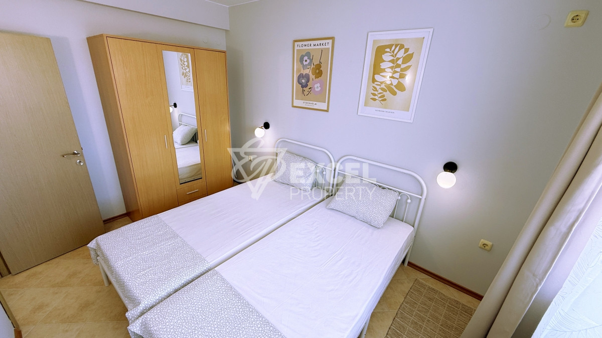 Обзаведен, тристаен апартамент в комплекс Съни Бийч Хилс след ремонт