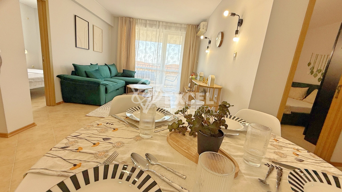 Обзаведен, тристаен апартамент в комплекс Съни Бийч Хилс след ремонт