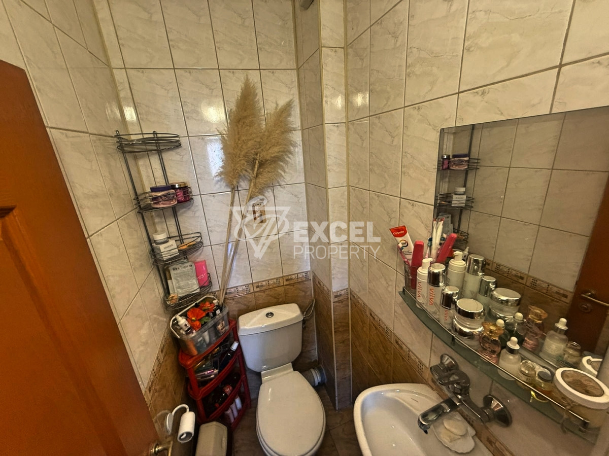 Тристаен, обзаведен имот без такса за поддръжка-Слънчев Бряг