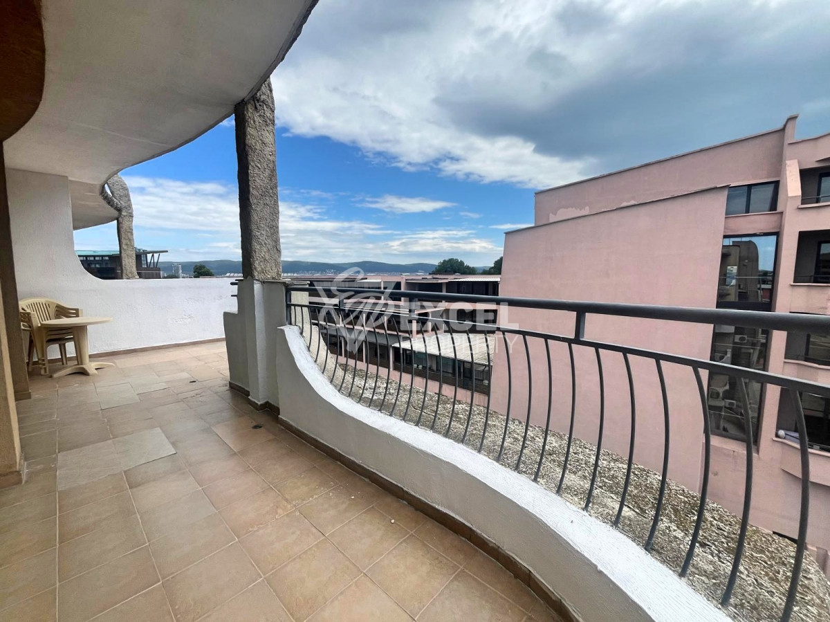 Тристаен обзаведе имот-комплекс Гренада, Слънчев Бряг