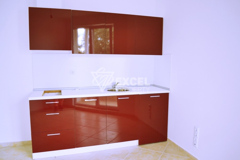 Студио с кухня, в модерен комплекс Изида Палас 2 -Слънчев Бряг