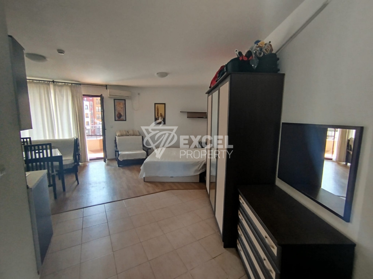 Мебелирано студио, с отделна спална зона- Марина Кейп, на 200м. от морето