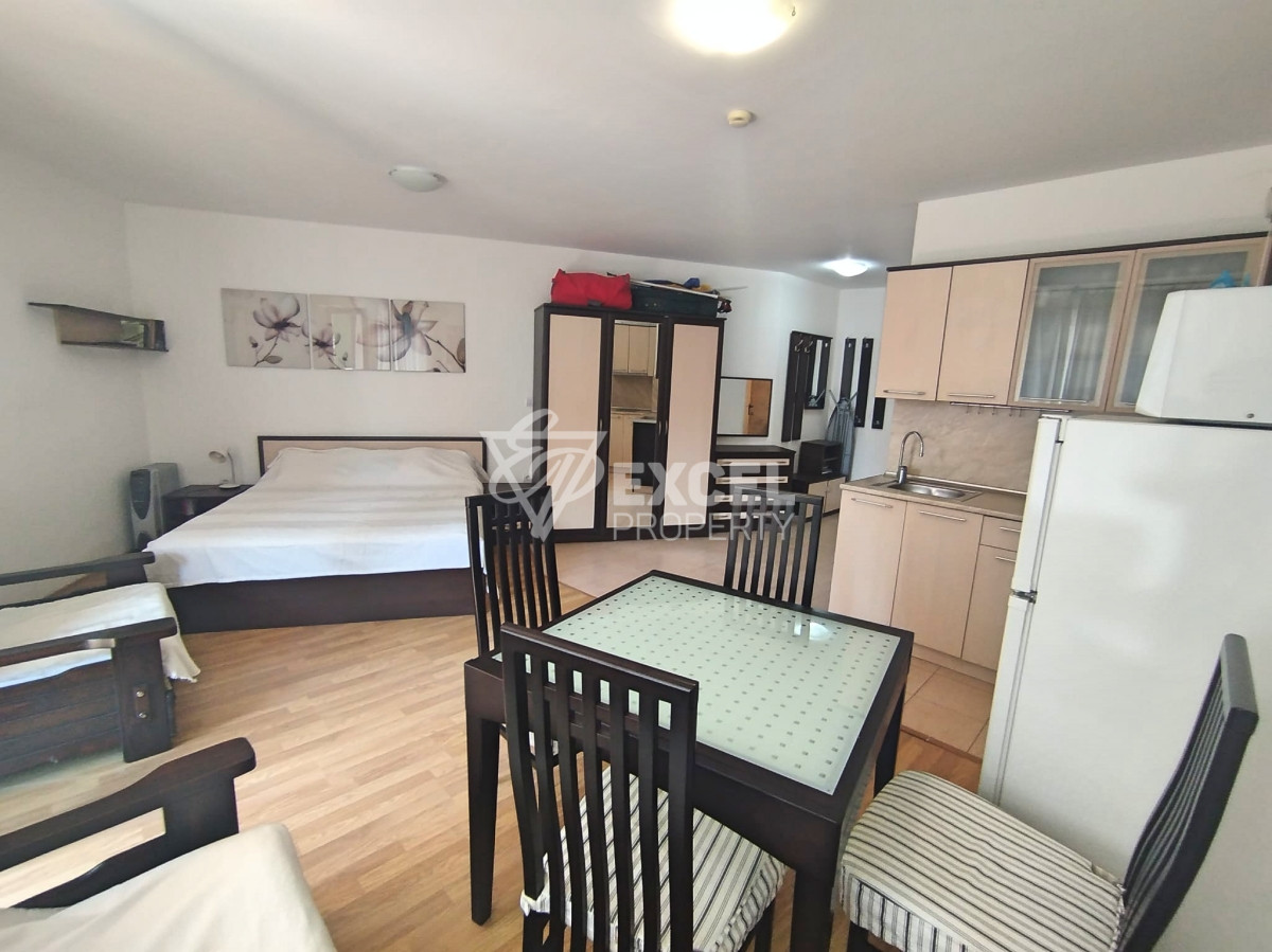 Мебелирано студио, с отделна спална зона- Марина Кейп, на 200м. от морето