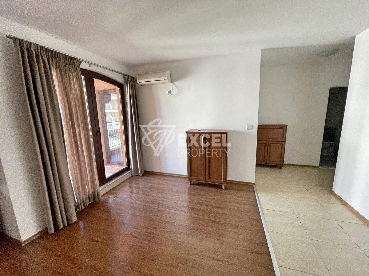 Обзаведен, просторен  имот с гледка море- Марина Кейп, Ахелой