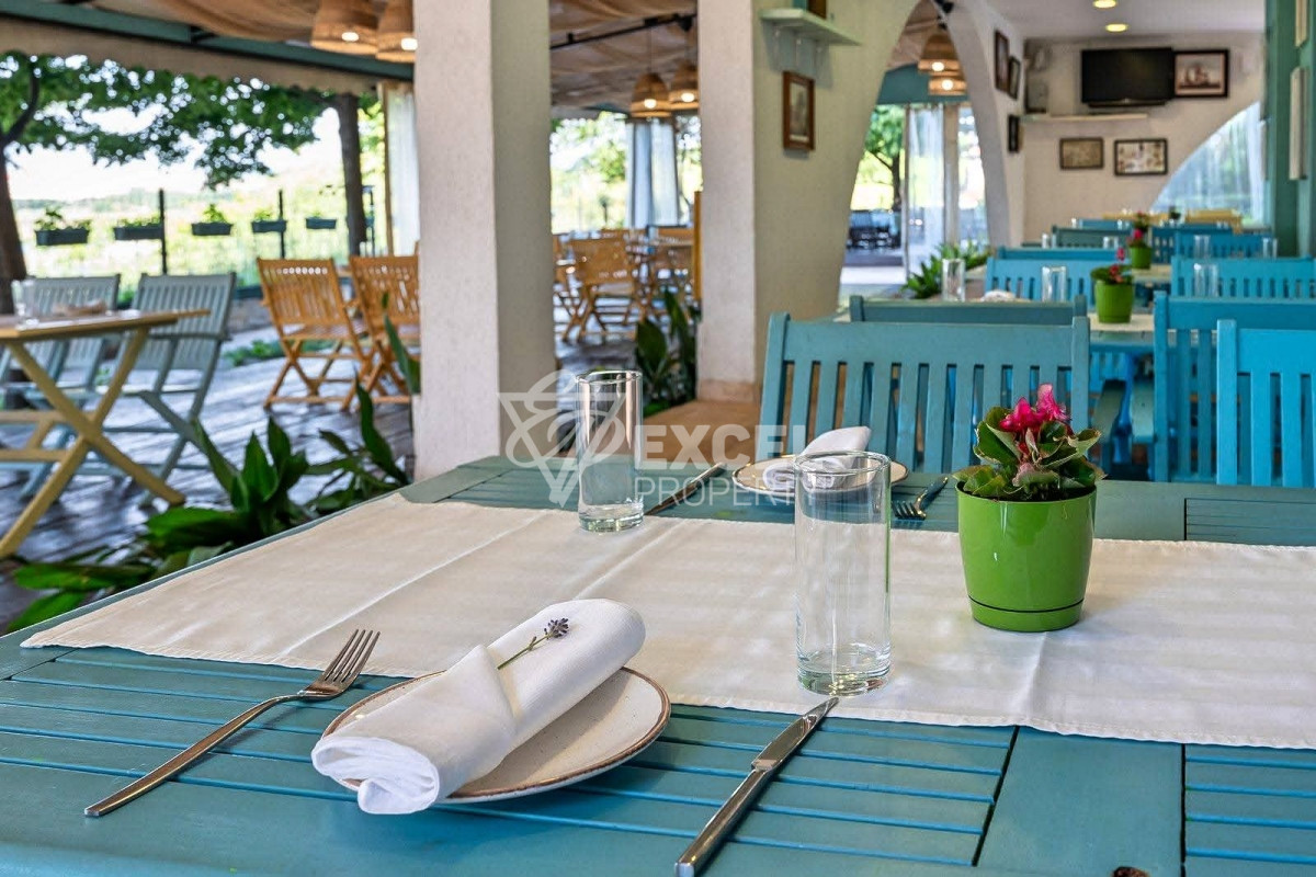 Обзаведен, просторен  имот с гледка море- Марина Кейп, Ахелой