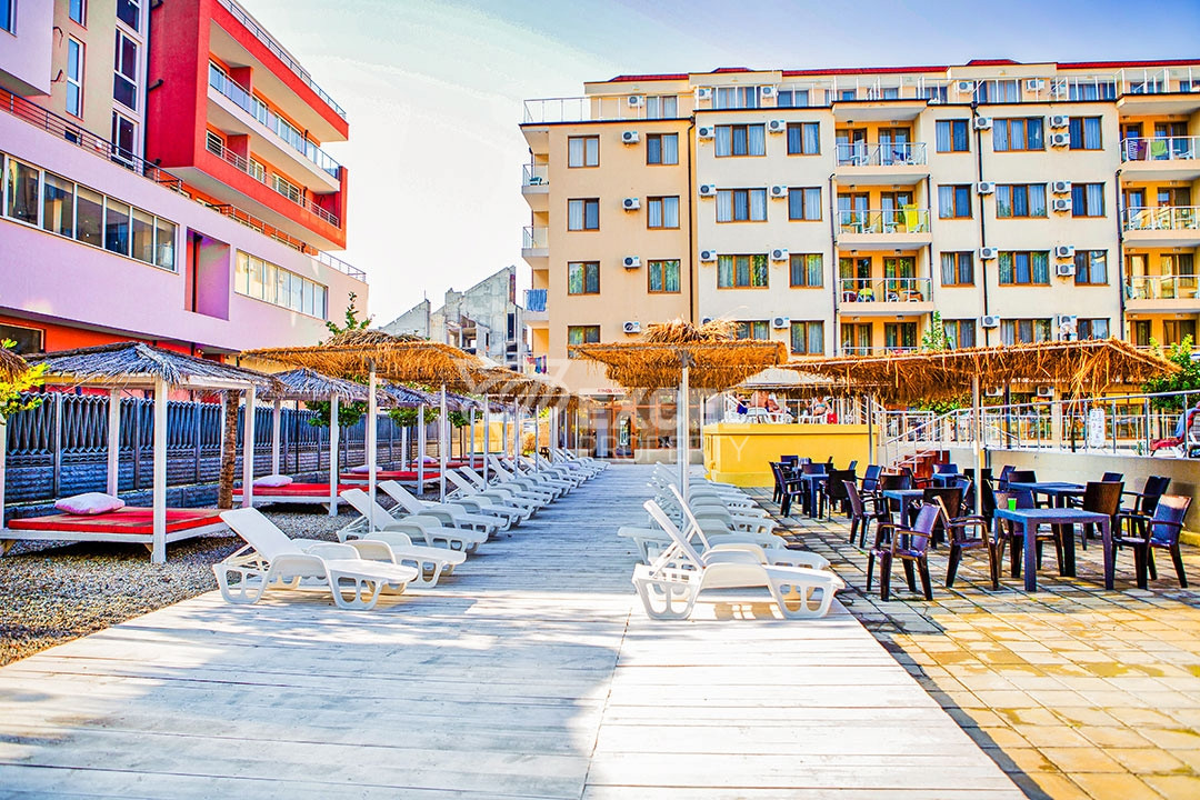 Нови студия и апартаменти с възможност за разсрочено плащане, Несебър