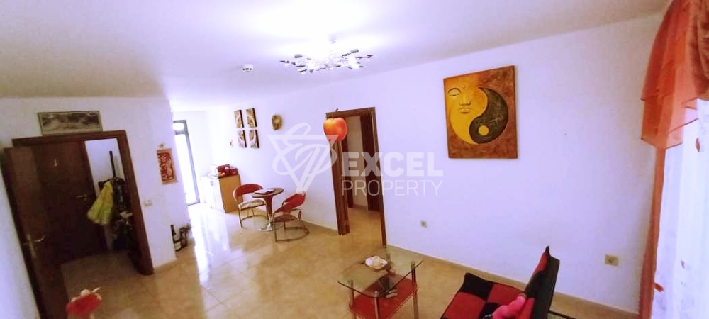 Тристаен обзавден имот-Етъра, Свети Влас