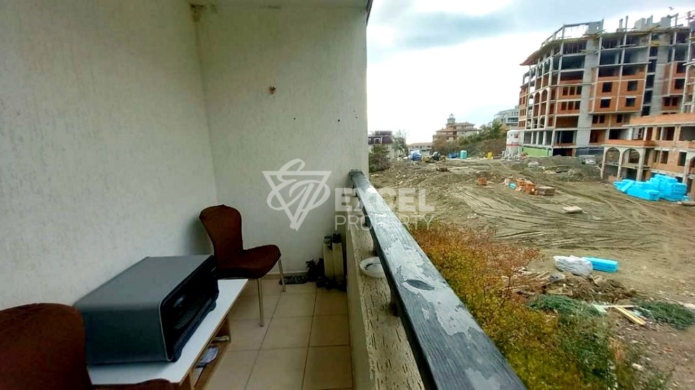 Тристаен обзавден имот-Етъра, Свети Влас