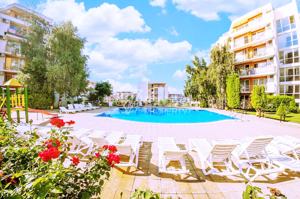 Двустаен имот в комплекс Краун Форт- курорт Свети Влас